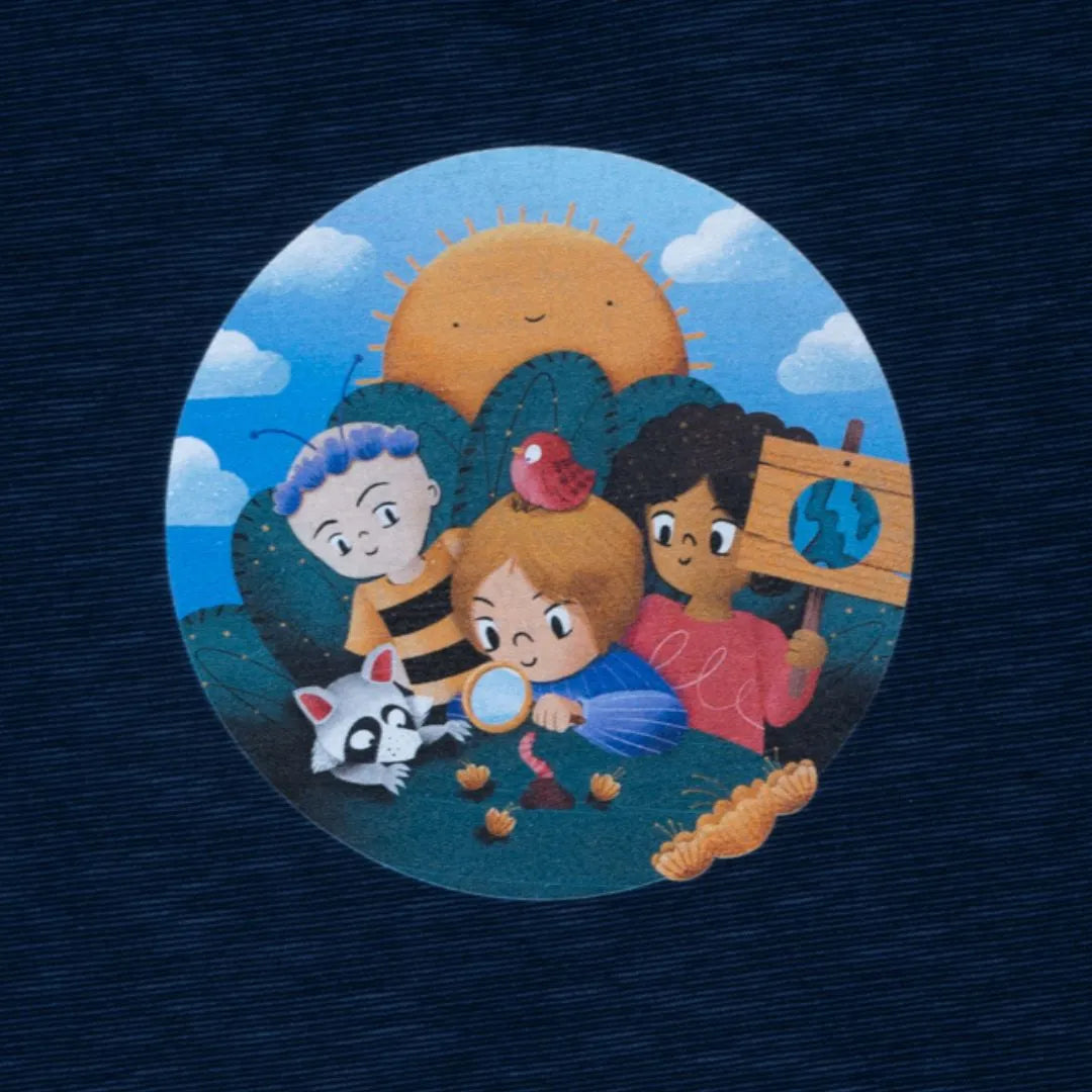 Nahaufnahme Green Generation Motiv auf Navy Blue