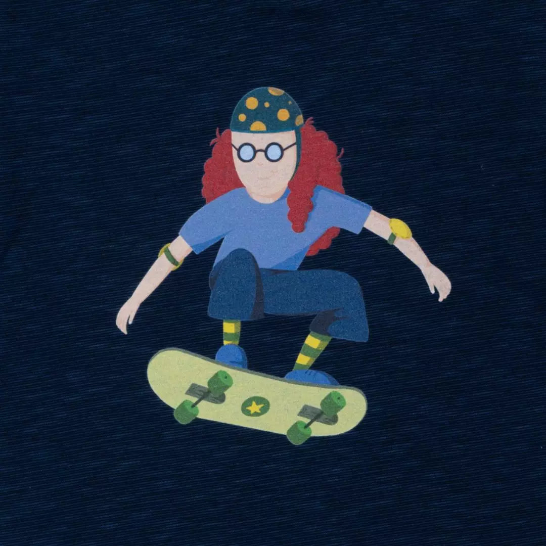 Nahaufnahme pauakids Skateboarderin
